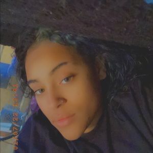 Meet your Posher, Shaylin